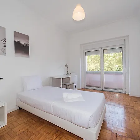 Apartmán Houze Four Bedroom Near Zoo